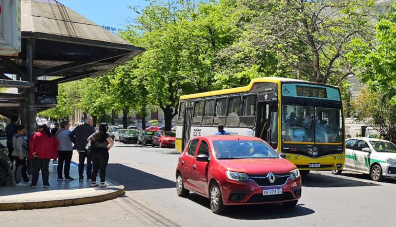 La Plata: arranca el debate por la renovación del transporte público con más micros y nuevos recorridos