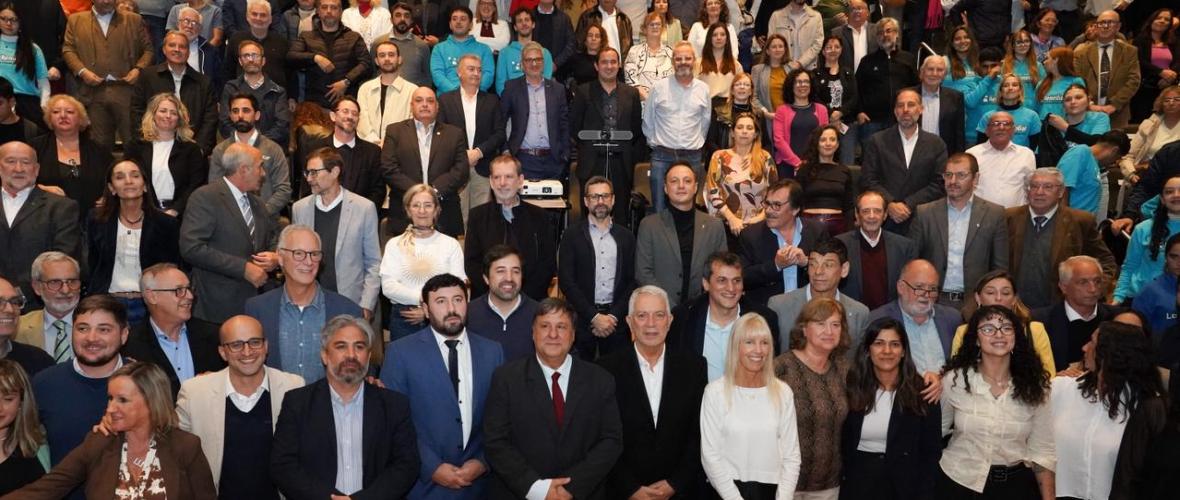 Julio Alak acompañó la asunción de Gustavo Marín como decano de Ciencias Médicas de la UNLP