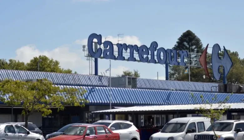 Carrefour busca comprador o socio en Argentina: qué pasará con las sucursales de La Plata