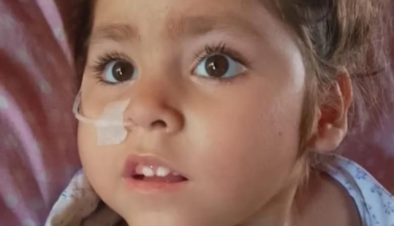India necesita viajar a México para tratar una epilepsia severa y su familia pide ayuda