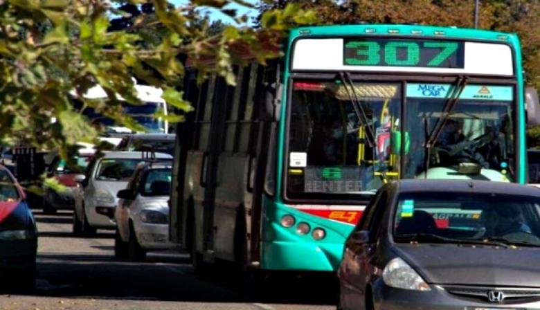 Cómo viajar gratis en colectivo en La Plata sin SUBE: opciones con QR y NFC para ahorrar