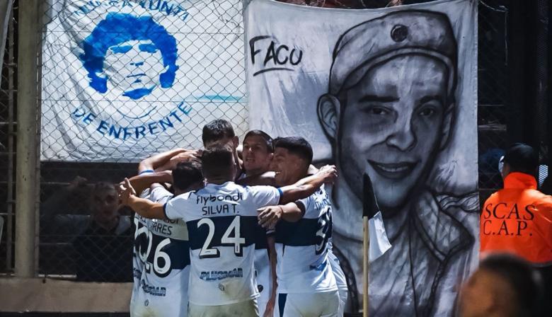 Gimnasia y Esgrima La Plata goleó a Acassuso y avanzó a octavos de final de la Copa Argentina