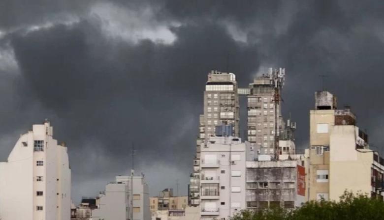 Alerta amarillo por tormentas en La Plata: pronostican lluvias intensas, ráfagas y posible granizo