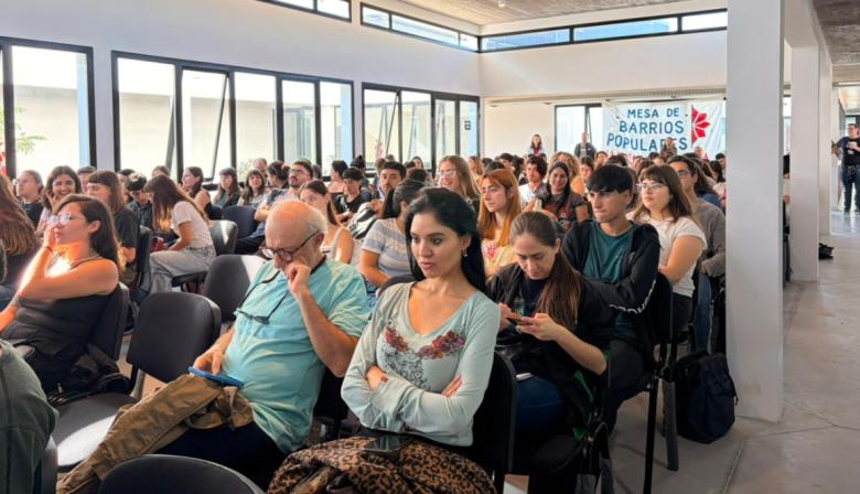 Lanzan en La Plata un relevamiento de infraestructura en barrios populares con apoyo universitario