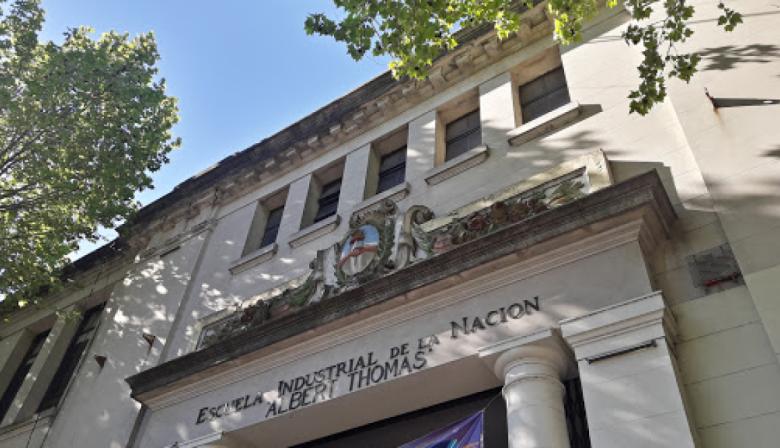 Desvalijaron los talleres del Albert Thomas de La Plata y causaron graves destrozos