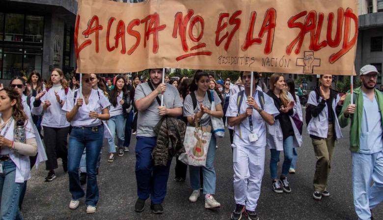 Marcha Federal por la Salud: reclaman declarar la Emergencia Sanitaria en la provincia de Buenos Aires
