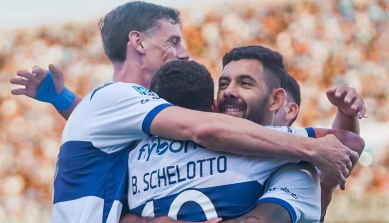 Gimnasia y Esgrima La Plata goleó a Argentinos Juniors y se metió en los playoffs del Torneo Apertura