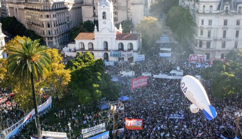 La UNLP marchará nuevamente por salarios y financiamiento universitario