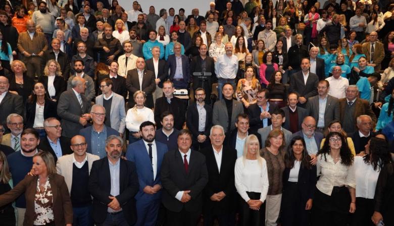 Julio Alak acompañó la asunción de Gustavo Marín como decano de Ciencias Médicas de la UNLP