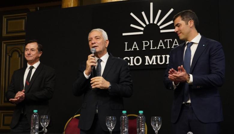 Julio Alak lanzó la Secretaría de Relaciones Internacionales de La Plata con Daniel Lipovetzky y Marcos Urtubey
