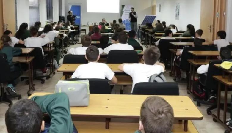 Aumentan las cuotas de los colegios privados bonaerenses: cómo serán las subas entre agosto y septiembre