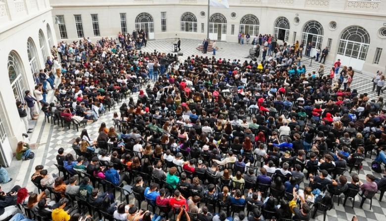 Docentes bonaerenses aceptaron un aumento del 6%: cuánto cobrarán en octubre y noviembre