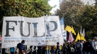 Estudiantes y docentes de la UNLP marcharán a CABA en apoyo a Cristina Kirchner