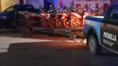 Control vehicular en La Plata: secuestraron 25 motos en un operativo nocturno en 122 y 80