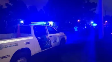 Balacera en Villa Elvira terminó con un herido y el incendio de una casa en presunta venganza
