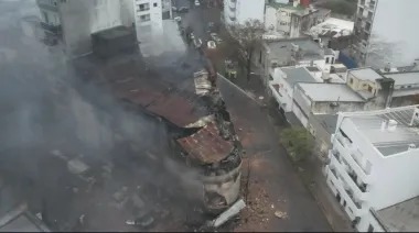 El edificio que se incendió y colapsó en diagonal 77 estaba clausurado y funcionaba como depósito ilegal