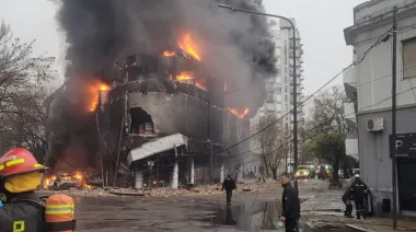 Incendio en La Plata: confirman dónde se originó el fuego y no descartan que haya sido intencional