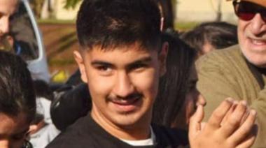 Buscan a Santiago, un joven de 18 años con discapacidad desaparecido tras salir del colegio