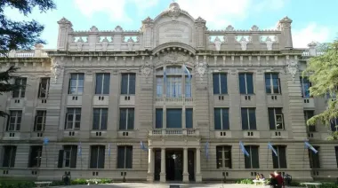 Abre la inscripción a los colegios de la UNLP 2026: fechas, requisitos y sorteo de vacantes