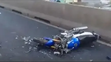 Dos policías heridos tras un violento choque durante una persecución en La Plata