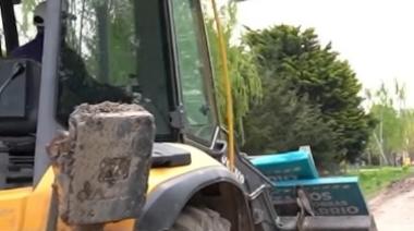 Melchor Romero: inician obras viales y entregan mobiliario escolar en la Secundaria N°78