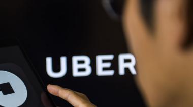 Un abogado que trabaja como chofer de Uber en La Plata fue asaltado y le robaron el auto