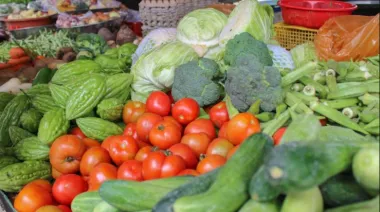 Precios accesibles para familias platenses, ofertas y promociones en el Mercado Bonaerense Fijo La Plata