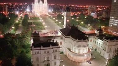 La Plata lanza un Walking Tour nocturno con relatos e intervenciones teatrales