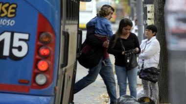 Paro de micros en La Plata: qué puede pasar este viernes en el inicio del finde largo