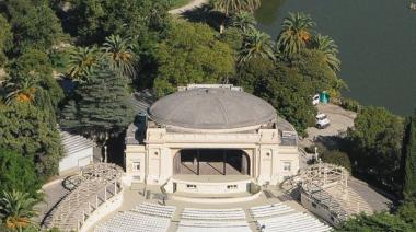 Buscan a un hombre que se masturba frente a mujeres en el Bosque de La Plata y quedó filmado