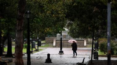 Viernes nublado y fresco con máxima de 23°C y lluvias previstas para el sábado