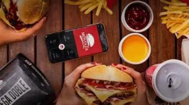 Clausuraron un local de Mostaza en Camino Centenario por presuntas irregularidades en habilitaciones y libretas sanitarias