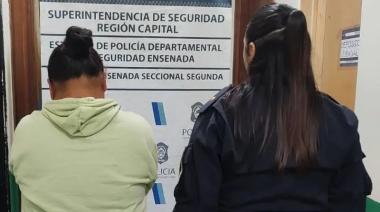 Investigaban un robo y detuvieron a una mujer con droga en Punta Lara tras varios allanamientos