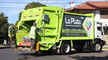 Cambian los horarios de recolección de residuos en La Plata: qué barrios deben sacar la basura por la mañana