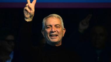 Julio Alak asume la presidencia del PJ La Plata con un armado de unidad del peronismo