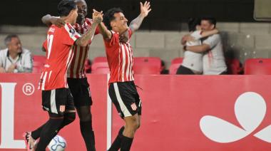 Estudiantes venció a Cusco FC y es líder del Grupo A en la Copa Libertadores