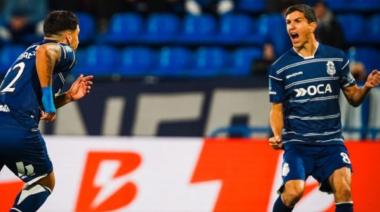 Gimnasia eliminó a Vélez en Liniers y enfrentará a River en cuartos de final