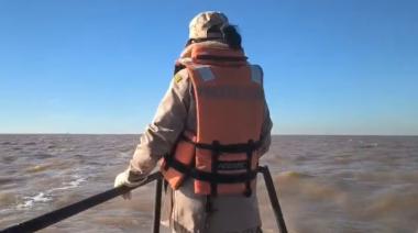 Descartan una pista y sigue la búsqueda de los pescadores en el Río de la Plata