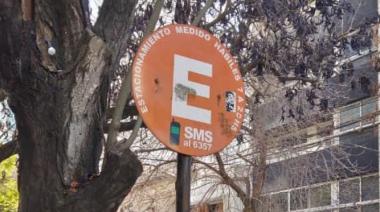 La Plata: reclaman por diferencias entre el horario del medido y la cartelería en la vía pública