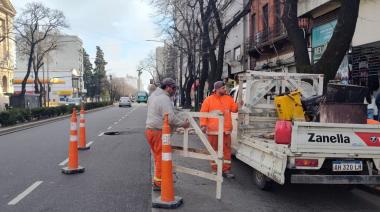 Reparan un hundimiento en avenida 7: reducen un carril en pleno centro de La Plata