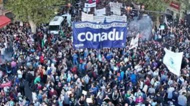 Docentes universitarios realizarán un nuevo paro para exigir el cumplimiento de la Ley de Financiamiento