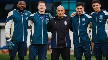 Gimnasia volvió al Bosque con una duda que cambia el equipo de Pereyra