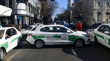 La Plata reforzará los controles contra Uber, DiDi y Cabify tras el reclamo de los taxistas