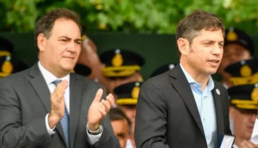 Kicillof echó a 24 jefes policiales por vínculos con un candidato de La Libertad Avanza