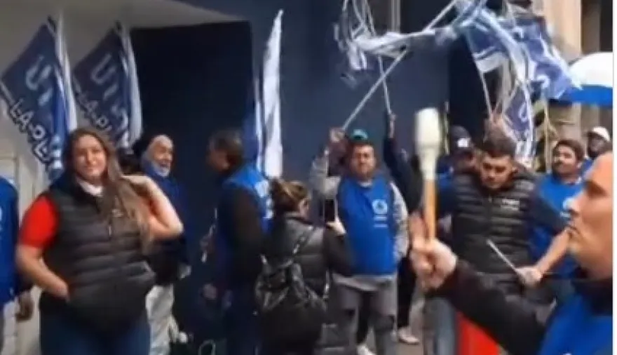 Sebastián Trotta, secretario de prensa de UTEDYC, calificó la situación como “insostenible”.