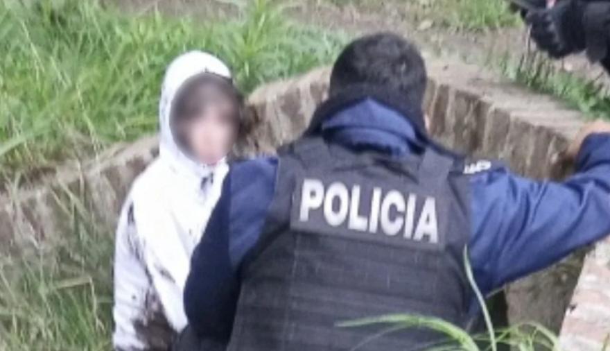 Hallaron a una joven en un zanjón de Arana y buscan reconstruir qué ocurrió