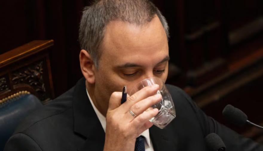 La Justicia investiga movimientos financieros de Manuel Adorni y analizan citarlo a indagatoria