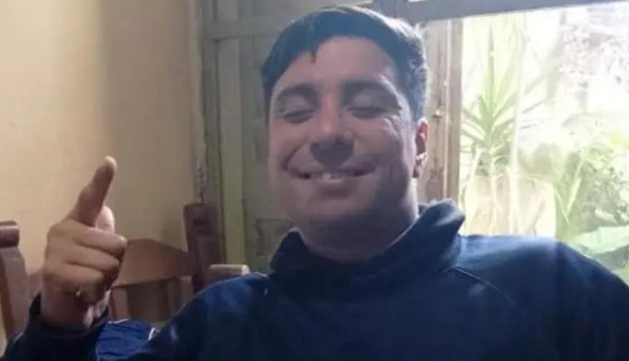Entre banderas, canciones y lágrimas: despidieron a Santiago Correa y renovaron el pedido de justicia