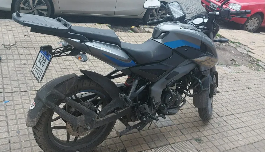 La Plata: detuvieron a tres adolescentes acusados de intentar robar una moto en pleno centro