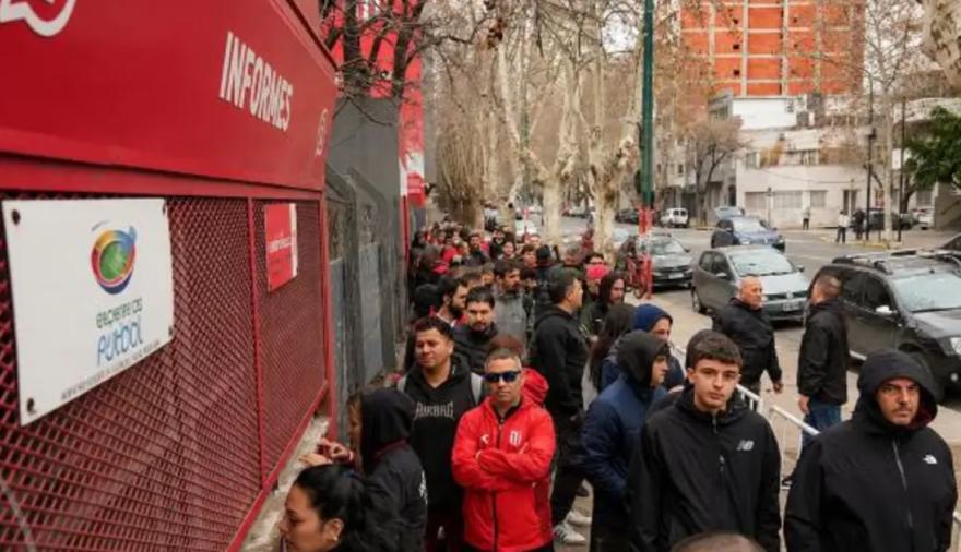 Estudiantes vs. Barracas Central: cómo conseguir entradas y qué cambia en la venta